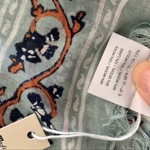 Madewell Greta Paisley Square Scarf - Picture 8 of 8